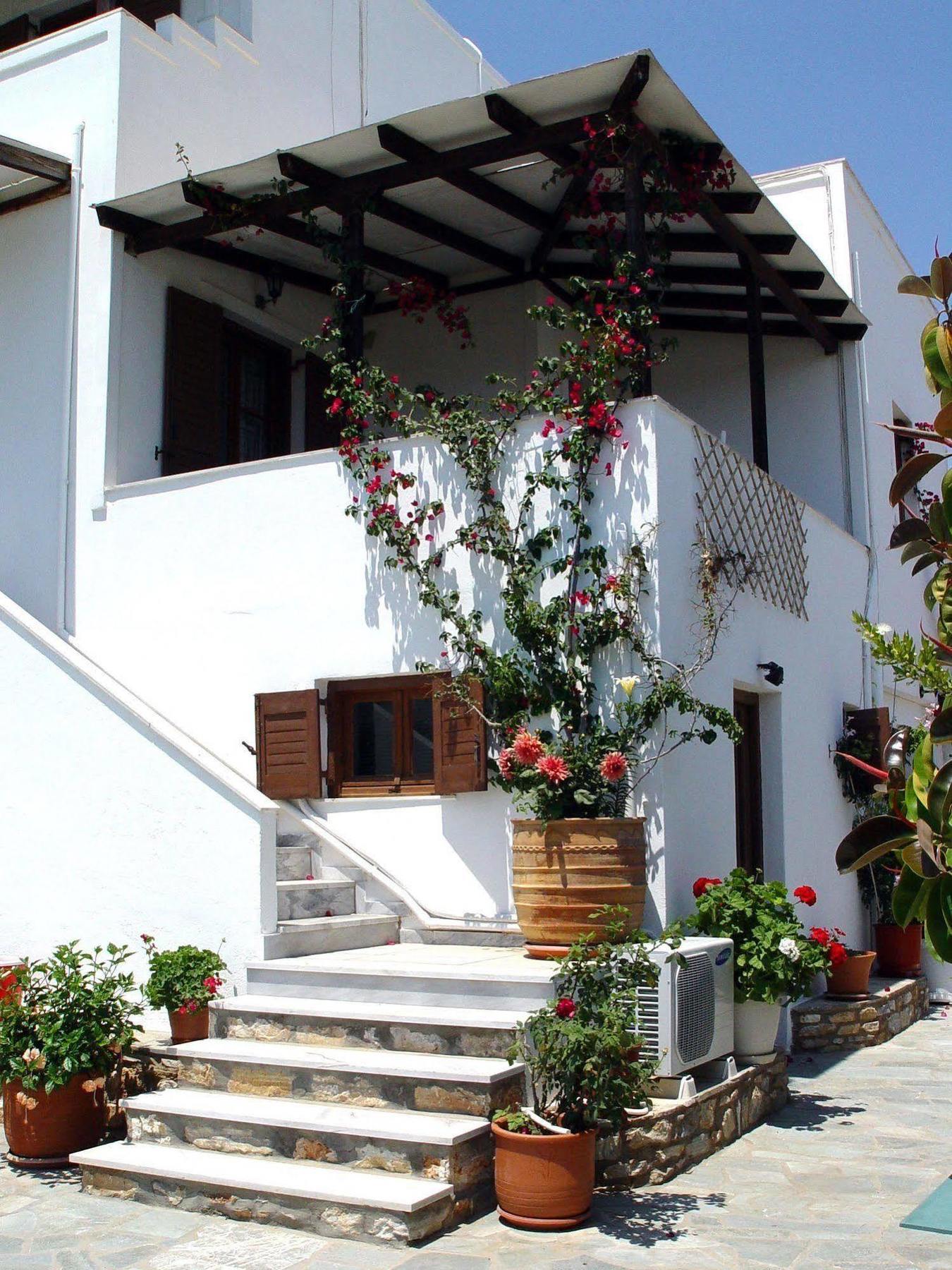 Michalis Apartments Near The Beaches With Sea View Paro Esterno foto